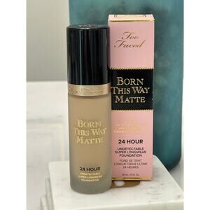 Too Faced NIB Born This Way Matte Longwear Liquid Foundation 1.0 fl oz Snow